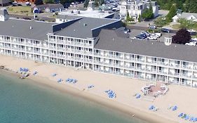 Hamilton Inn Select Beachfront
